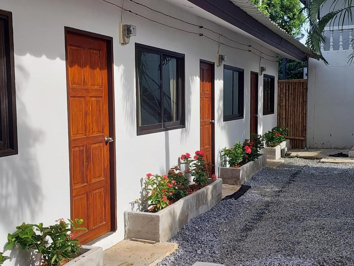 New Breakers Hotel Rawai Exterior foto