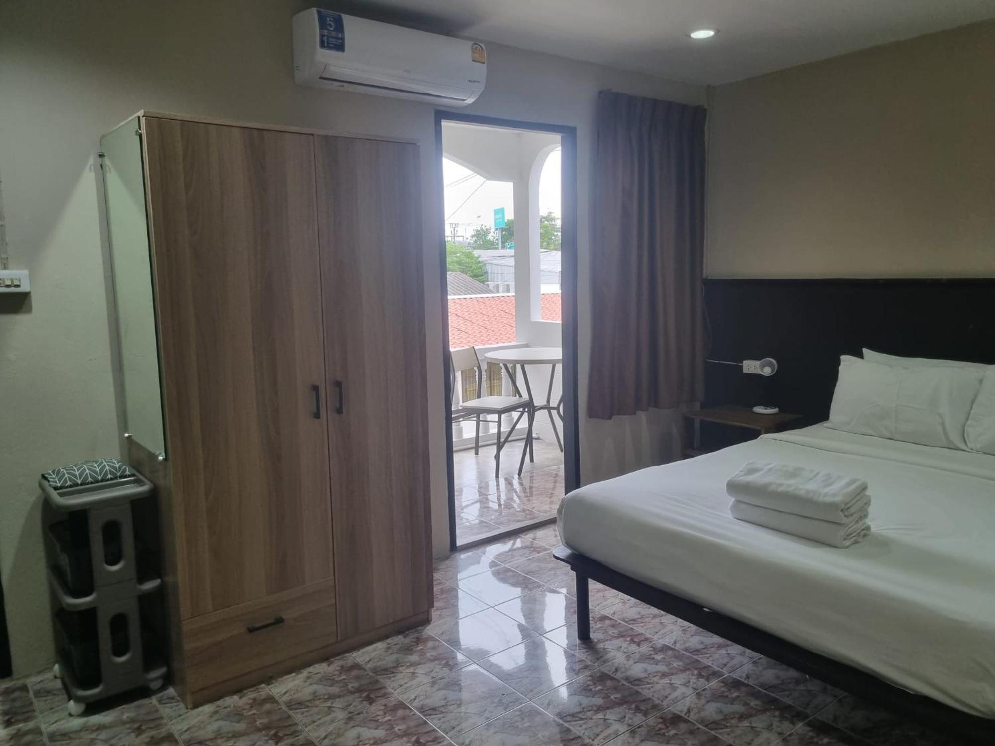 New Breakers Hotel Rawai Exterior foto